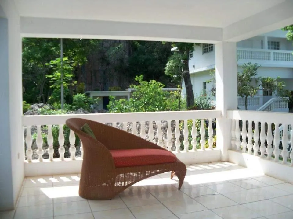 Kamp alanı Vue Sur Mer Appartment Hotel Cap-Haïtien